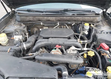 2011 Subaru Outback 2.5I Premium z USA, uszkodzony, nr VIN 4S4BRBGC8B3326829